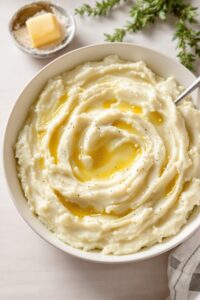 fluffy homemade mashed potatoes
