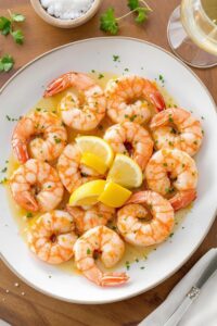 mediterranean garlic shrimp dish